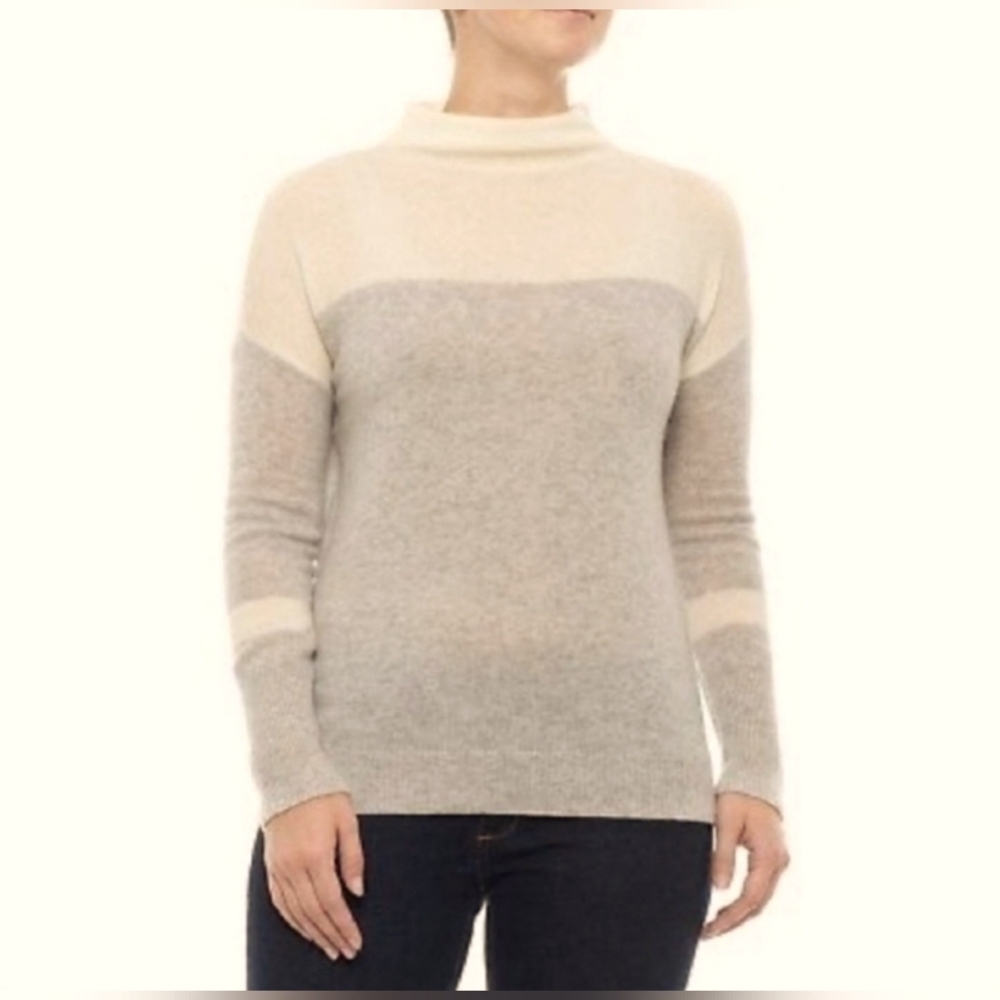 Tahari Pure Luxe 100% Cashmere Long Sleeve Funnel Neck Top Blouse Size XS